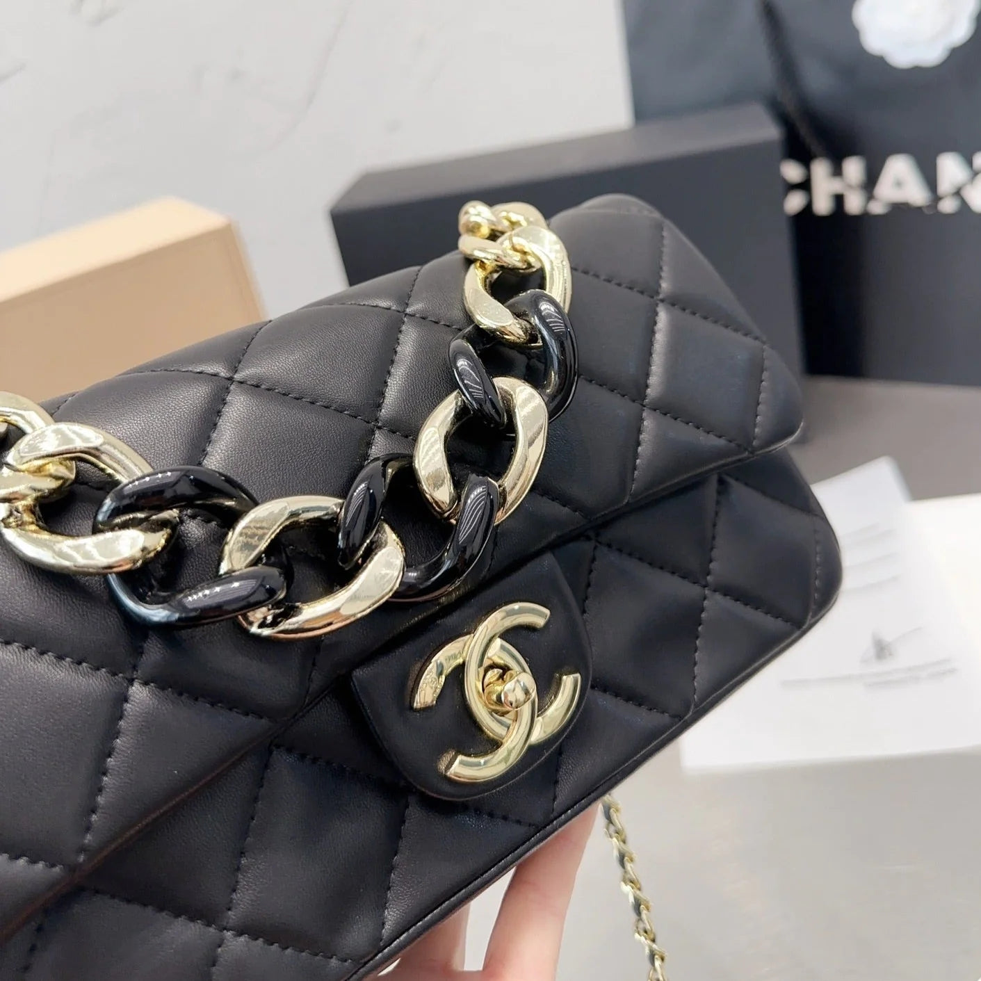 CL lambskin textured diamond embroidery bag