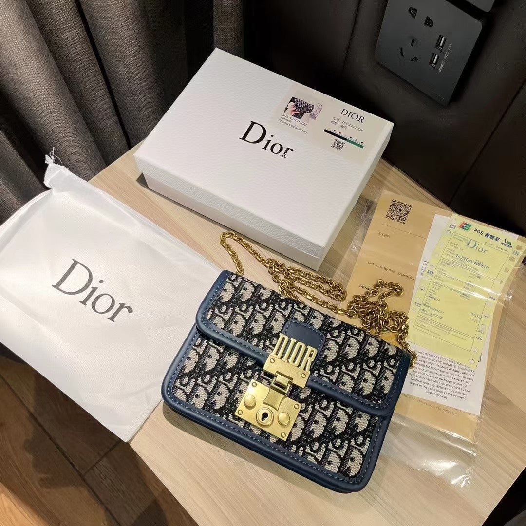 Dr addict chain embroidered presbyopia bag