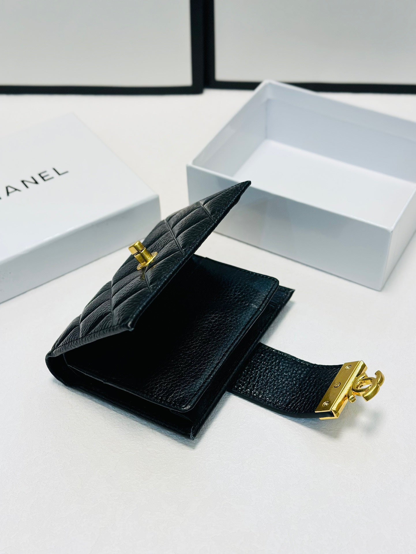 Gucci Black Short Wallet Mini Purse - 12x10cm